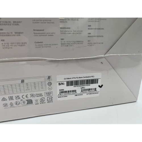 Квадрокоптер DJI Mavic 3 Fly More Combo в Нижнем Новгороде DJI RC / с экраном
