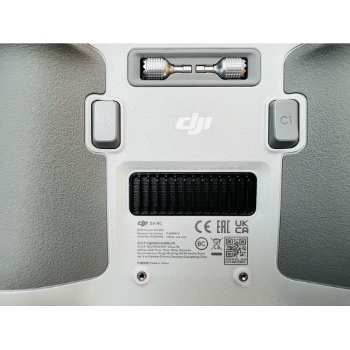 Квадрокоптер DJI Mavic 3 Pro в Нижнем Новгороде с пультом DJI RC
